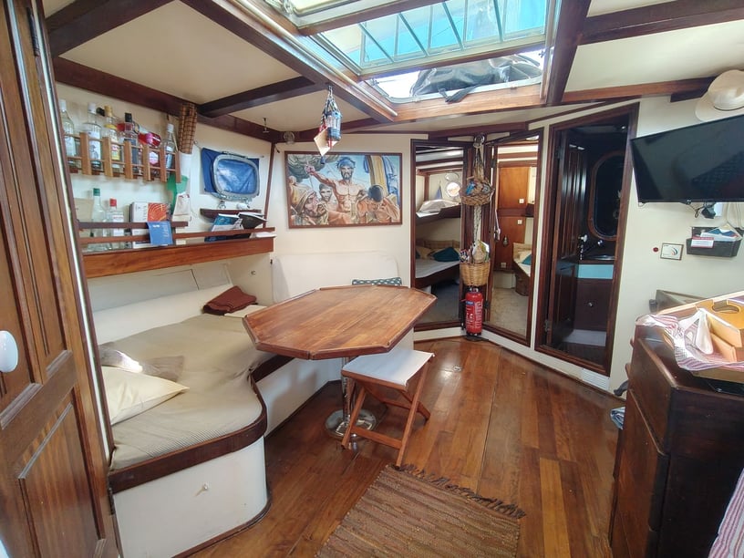 Skopelos Gulet 4 kabin Konaklama 10 kişi Seyir 12 kişi 15.5 m İlan No: #27979 2