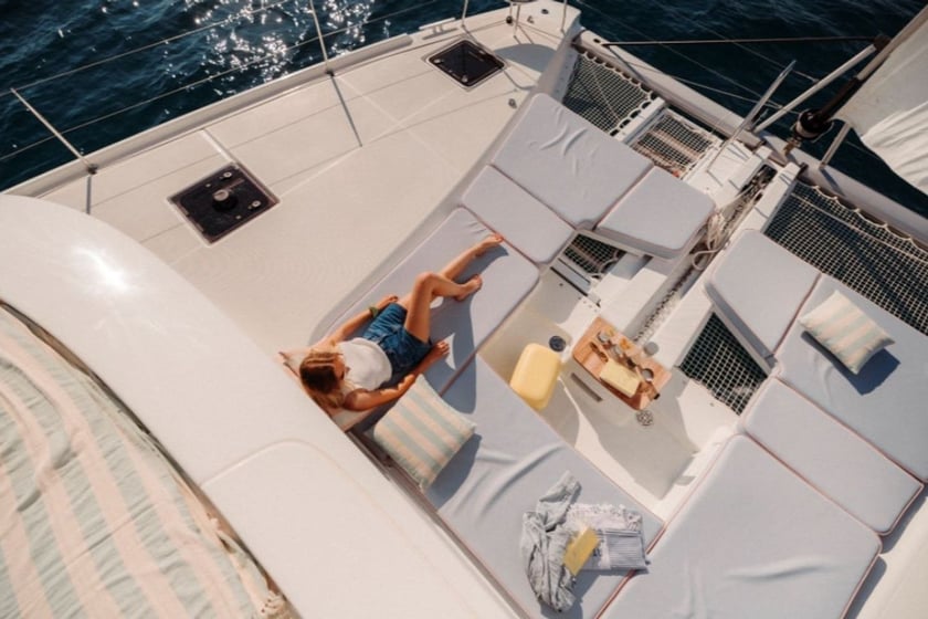 Gocek Catamarán Cabina 5  10  literas 10  invitados 13.99 m Número de anuncio: #27989 5