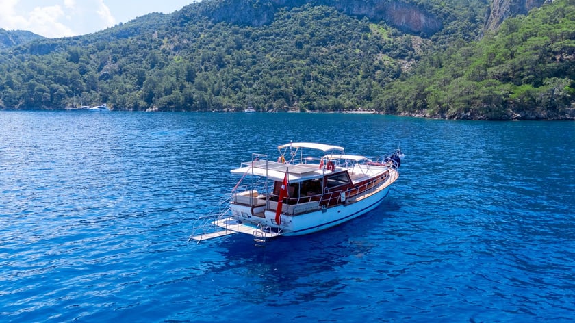 Göcek Caicco cabina 3  cuccette 6  6  ospiti 15 m Numero dell'inserzione: #27994 5