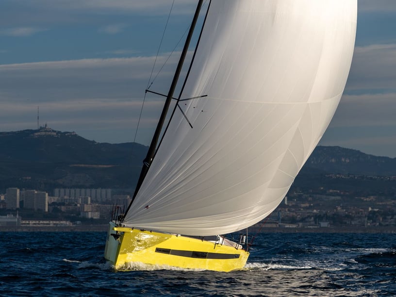 La Trinité-sur-Mer Sailboat 2 cabin 4 berths 4 guests 10.8 m Listing Number: #28009 5