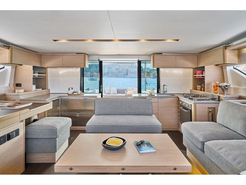 Palairos Catamaran Cabine 6  Couchettes 12  Invités 12  15.35 m Numéro de l'annonce: #28026 2