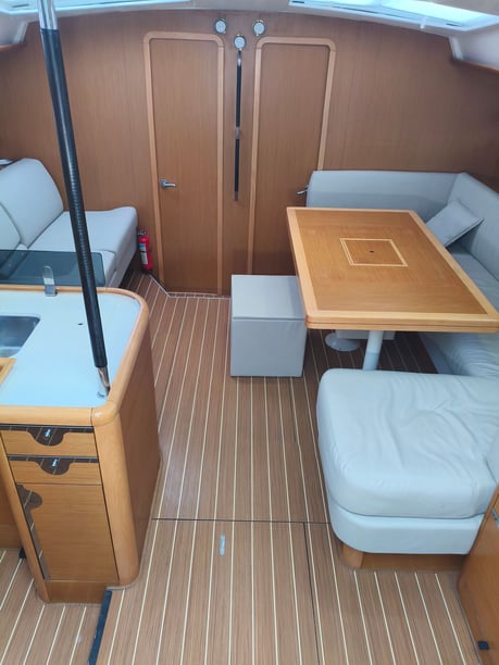 Porto Rotondo Yelkenli 4 kabin Konaklama 8 kişi Seyir 8 kişi 16.06 m İlan No: #28043 5