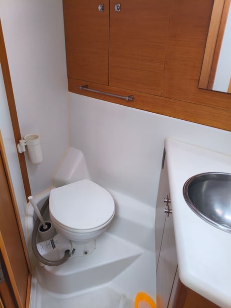 Porto Rotondo Yelkenli 4 kabin Konaklama 8 kişi Seyir 8 kişi 16.06 m İlan No: #28043 4