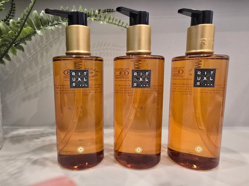 Palma de Mallorca Catamarán Cabina 4  8  literas 8  invitados 19.85 m Número de anuncio: #28048 4