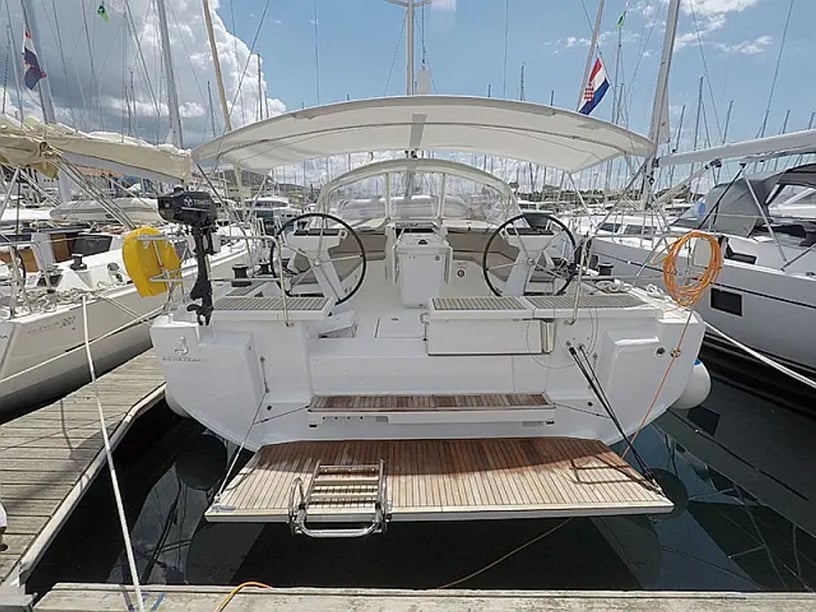 Port de Pollença Zeilboot Cabine 5  12  slaapplaatsen 12  gasten 14.6 m Lijstnummer: #28064