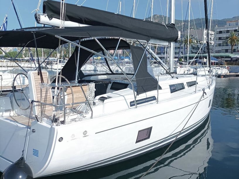 Kavala Barca a vela cabina 3  cuccette 8  8  ospiti 12.4 m Numero dell'inserzione: #28098