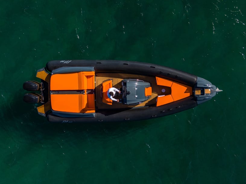 Lavrion Motorboat   10 guests 9.6 m Listing Number: #28109 5