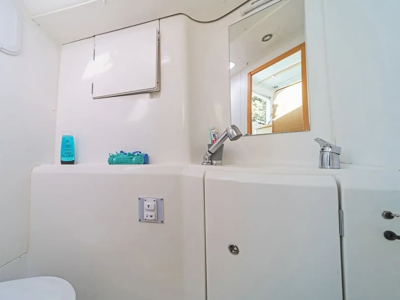 Kavala Catamarano cabina 6  cuccette 10  10  ospiti 11.55 m Numero dell'inserzione: #28110 4