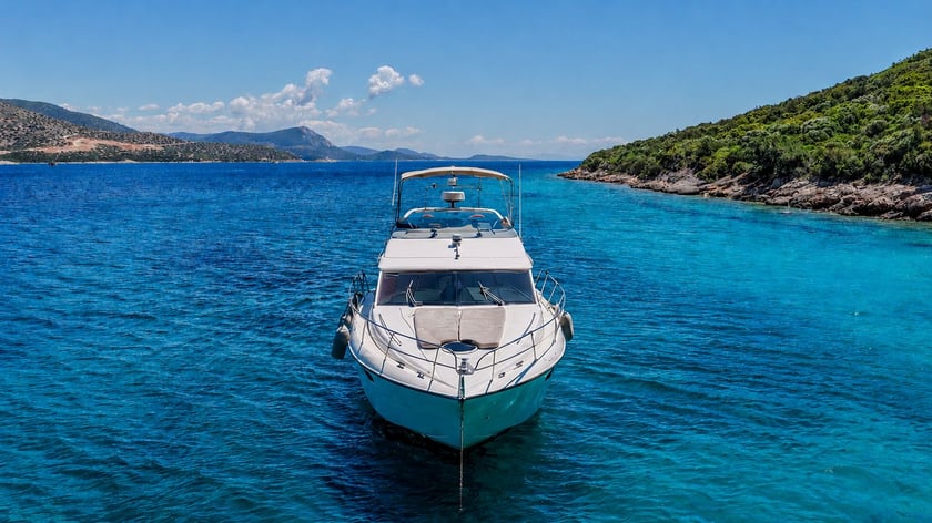 Bodrum Yacht à moteur Cabine 2   Invités 6  15 m Numéro de l'annonce: #28112 2