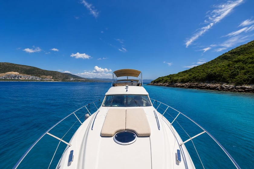 Bodrum Yacht à moteur Cabine 2   Invités 6  15 m Numéro de l'annonce: #28112 4