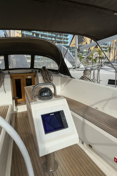 Palma de Mallorca Zeilboot Cabine 3  6  slaapplaatsen 6  gasten 12.35 m Lijstnummer: #28116 5