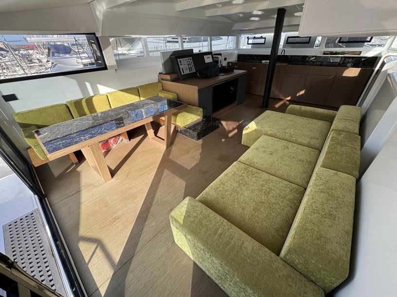Zadar Catamaran Cabine 2  4  slaapplaatsen 4  gasten 11.99 m Lijstnummer: #28118 2