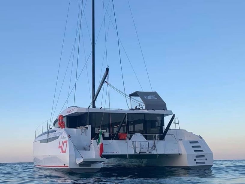 Zadar Catamaran Cabine 2  4  slaapplaatsen 4  gasten 11.99 m Lijstnummer: #28118