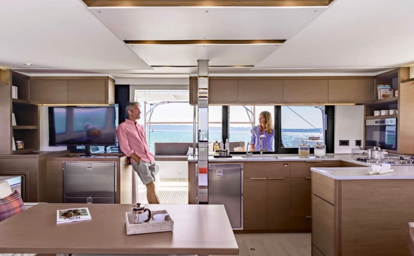 Seget Donji Catamaran 6 cabin 12 berths 12 guests 13.99 m Listing Number: #28125 3