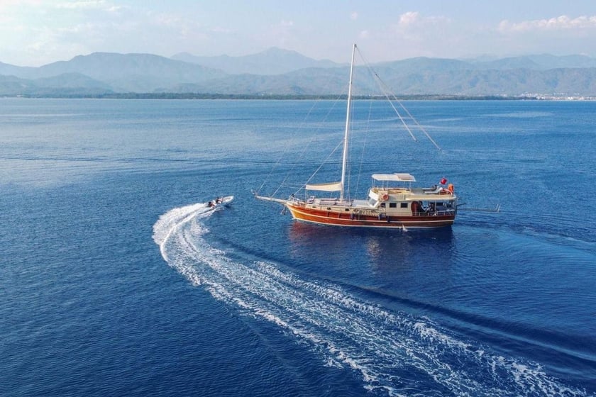 Marmaris Gulet Cabine 4  Couchettes 8  Invités 8  21 m Numéro de l'annonce: #28130 4