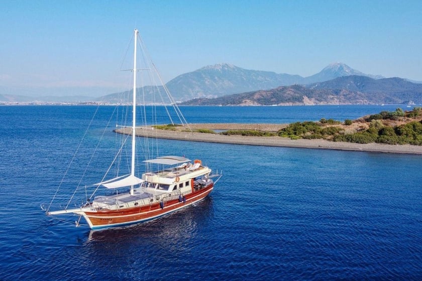 Marmaris Gulet Cabine 4  Couchettes 8  Invités 8  21 m Numéro de l'annonce: #28130