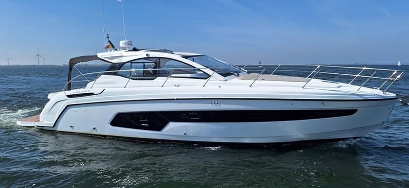 Podstrana Motorboot 2 Kabine 7 Liegeplätze 7 Gäste 14.6 m Nummer des Inserats: #28143 4