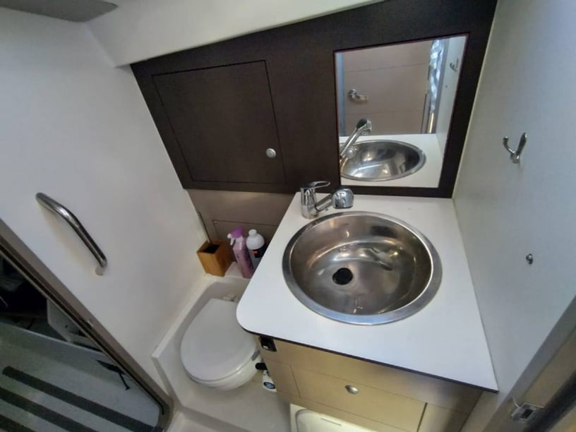 Saint-Quay-Portrieux Zeilboot Cabine 2  6  slaapplaatsen 6  gasten 10.7 m Lijstnummer: #28147 3