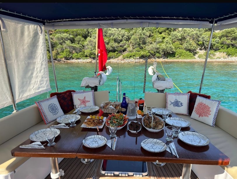 Göcek Gulet 3 kabin Konaklama 6 kişi Seyir 6 kişi 20 m İlan No: #28151 3