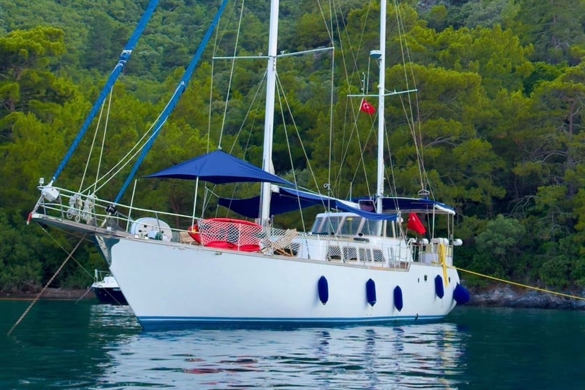 Göcek Gulet 3 kabin Konaklama 6 kişi Seyir 6 kişi 20 m İlan No: #28151