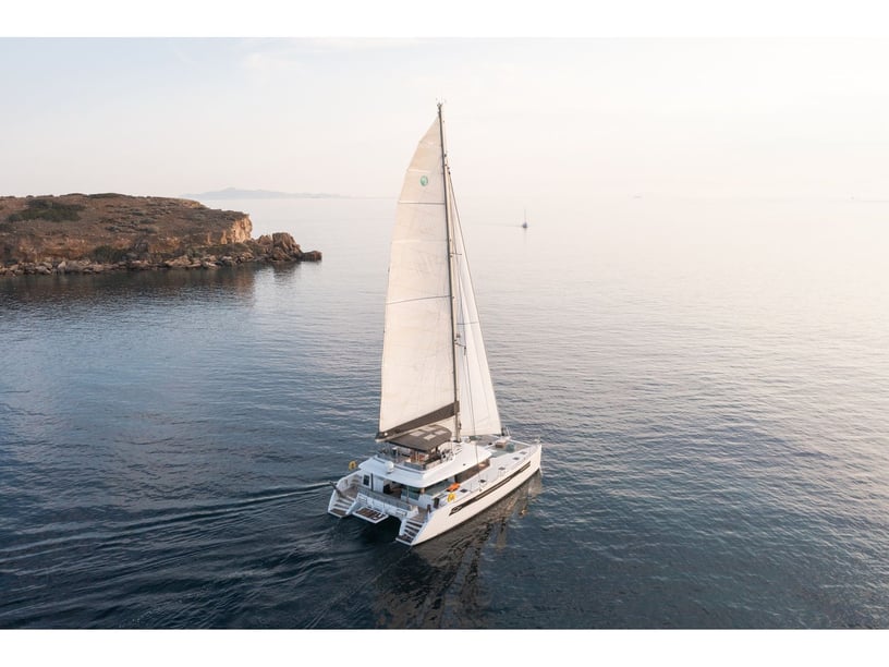 Nea Peramos - Attica Catamaran 7 cabin 10 berths 12 guests 17.07 m Listing Number: #28153
