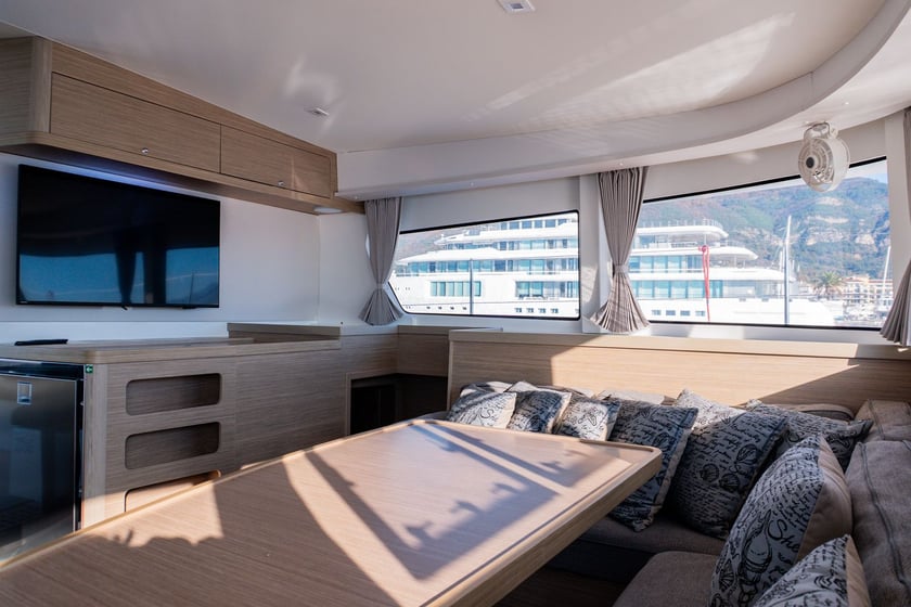 Tivat Katamaran 4 kabin Konaklama 8 kişi Seyir 8 kişi 12.94 m İlan No: #28156 5