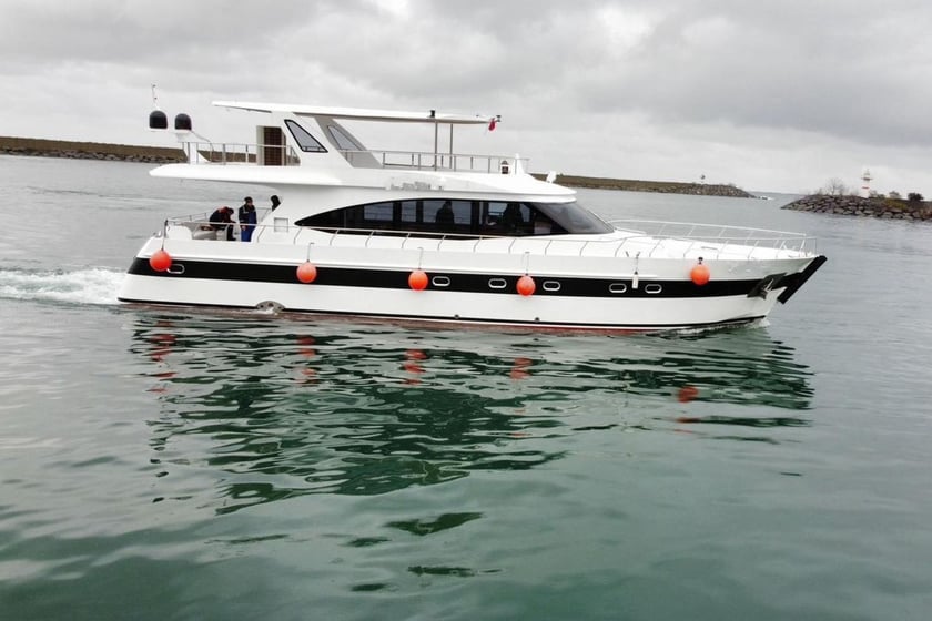 Eminonu Yate a motor   25  invitados 22 m Número de anuncio: #28158 3