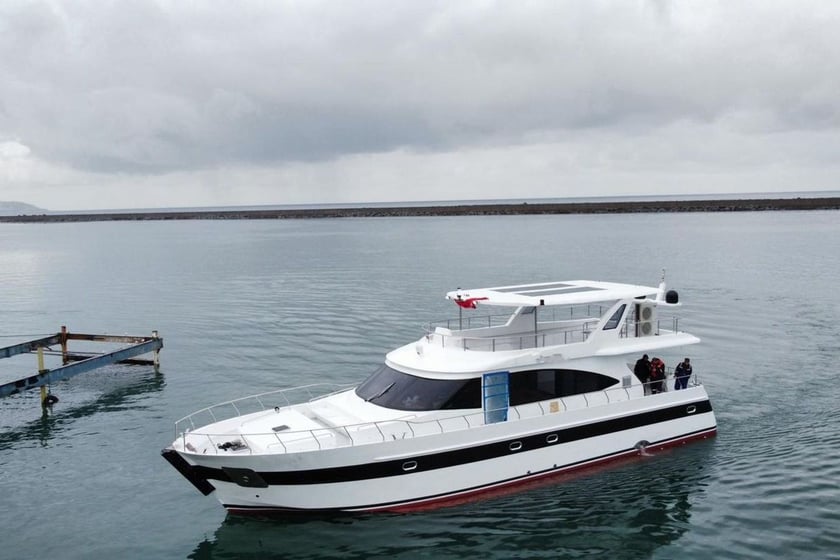 Eminonu Yate a motor   25  invitados 22 m Número de anuncio: #28158 2