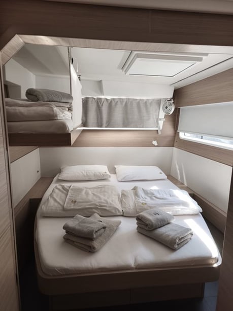 Seget Donji Katamaran 6 Kabine 12 Liegeplätze 12 Gäste 13.85 m Nummer des Inserats: #28177 3