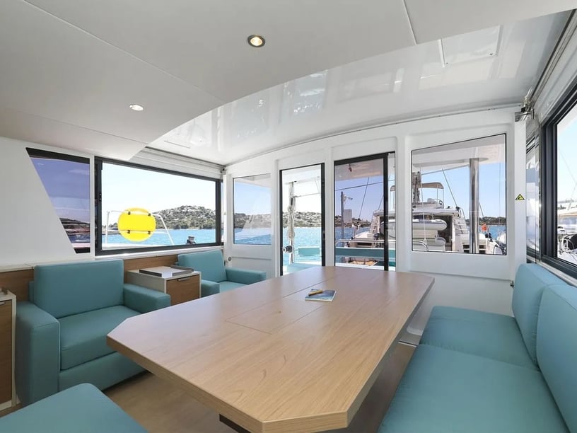 Seget Donji Katamaran 4 Kabine 8 Liegeplätze 8 Gäste 14.28 m Nummer des Inserats: #28179 2