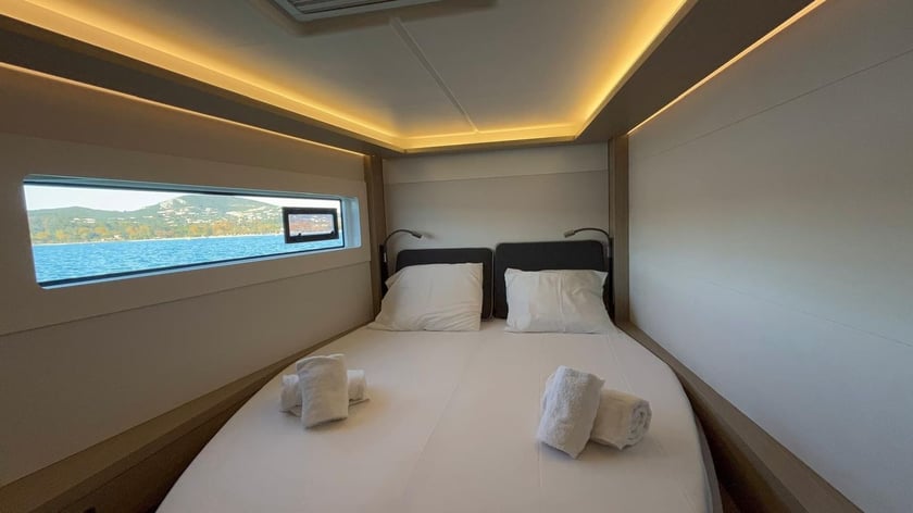 Grimaud Katamaran 4 kabin Konaklama 8 kişi Seyir 12 kişi 13.99 m İlan No: #28181 5