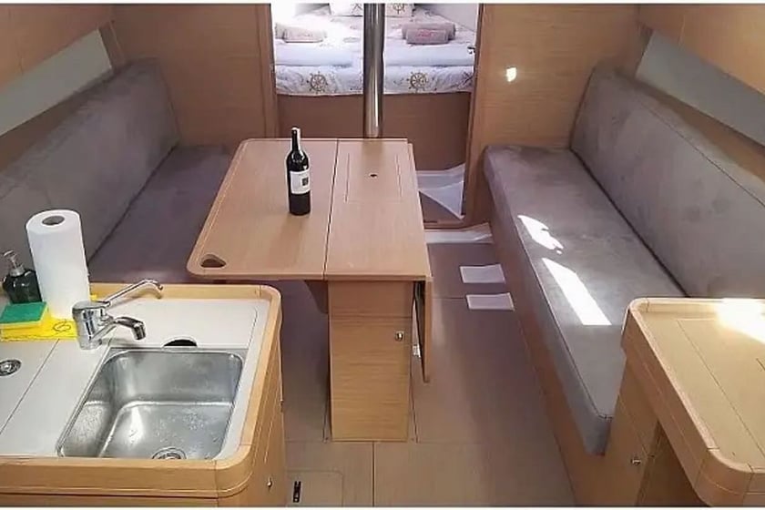 Marmaris Velero Cabina 2  5  literas 5  invitados 10.73 m Número de anuncio: #28215 2