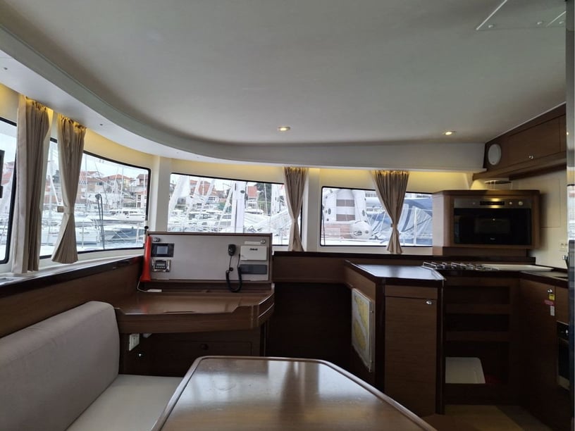 Trogir Catamaran 4 cabin 12 berths 12 guests 12.8 m Listing Number: #28218 2
