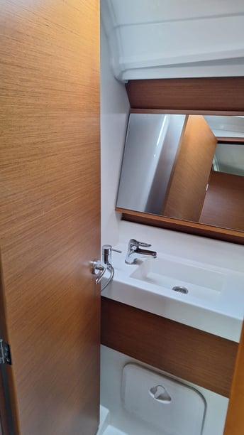 Palairos Voilier Cabine 3  Couchettes 8  Invités 8  12.35 m Numéro de l'annonce: #28220 5