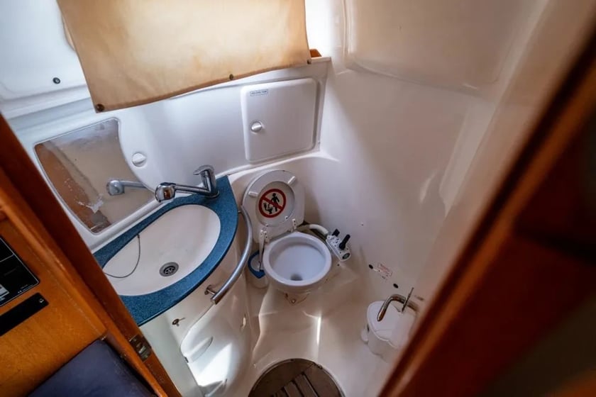 Palairos Voilier Cabine 2  Couchettes 6  Invités 6  9.45 m Numéro de l'annonce: #28234 3