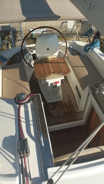 Palairos Voilier Cabine 2  Couchettes 6  Invités 6  9.45 m Numéro de l'annonce: #28234 5