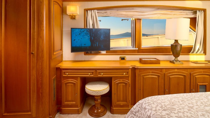 Trogir Motor Yacht 4 cabin 8 berths 8 guests 35.05 m Listing Number: #28239 4