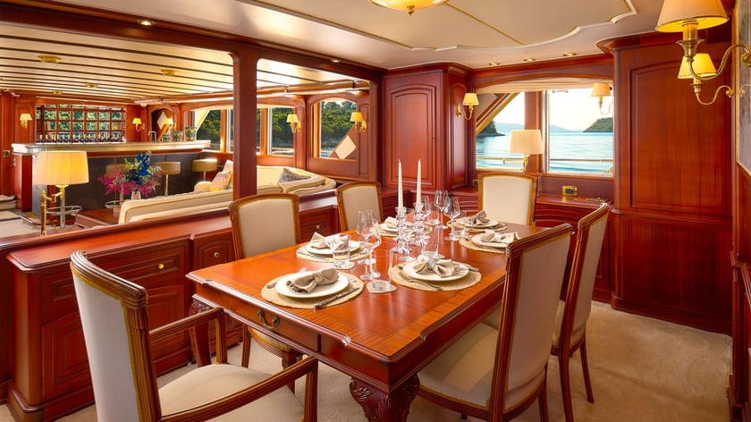 Trogir Motor Yacht 4 cabin 8 berths 8 guests 35.05 m Listing Number: #28239 3