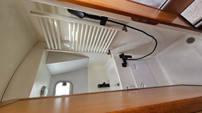 Lübz Motorboot Cabine 3  6  slaapplaatsen 12  gasten 10.71 m Lijstnummer: #28243 3