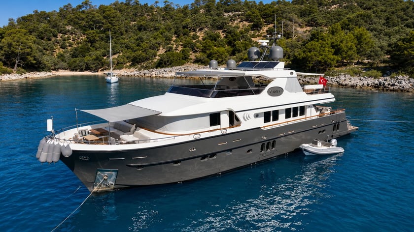 Gocek Motorjacht Cabine 6  12  slaapplaatsen 12  gasten 33 m Lijstnummer: #28277