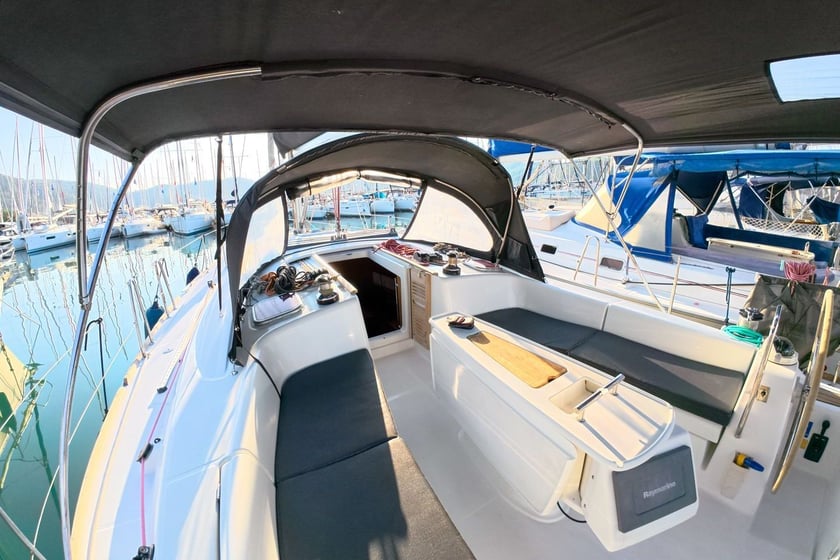 Fethiye Yelkenli 4 kabin Konaklama 8 kişi Seyir 8 kişi 13.11 m İlan No: #28279 5