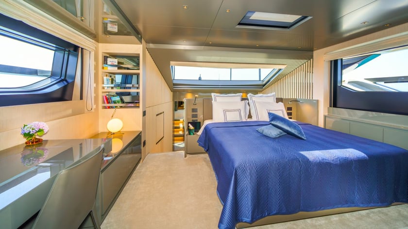 Seget Donji Yacht a motore cabina 5  cuccette 11  11  ospiti 29.06 m Numero dell'inserzione: #28294 5