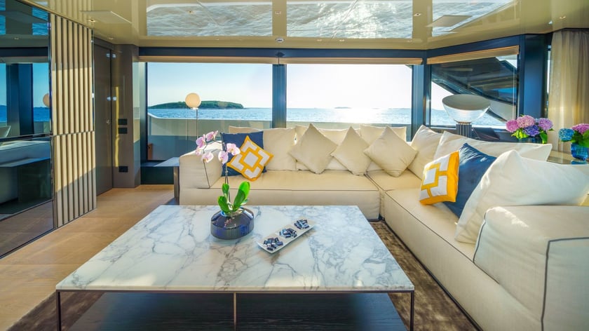 Seget Donji Yacht a motore cabina 5  cuccette 11  11  ospiti 29.06 m Numero dell'inserzione: #28294 3