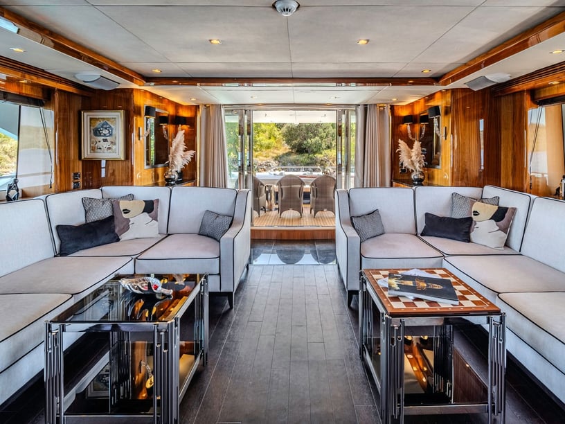 Trogir Motor Yacht 5 cabin 10 berths 10 guests 33.91 m Listing Number: #28306 2