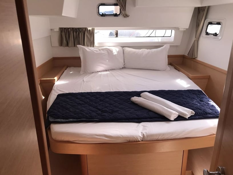 San Teodoro Katamaran 4 kabin Konaklama 12 kişi Seyir 12 kişi 12.8 m İlan No: #28324 4