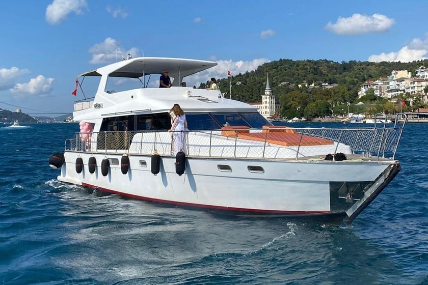 Bebek Yate a motor   12  invitados 17 m Número de anuncio: #28334