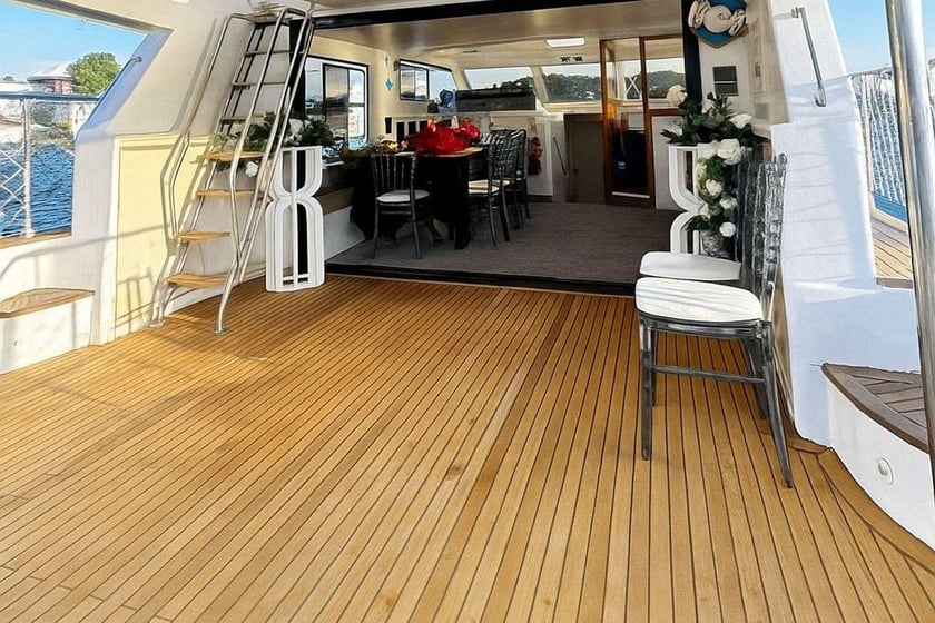 Bebek Yate a motor   12  invitados 17 m Número de anuncio: #28334 5