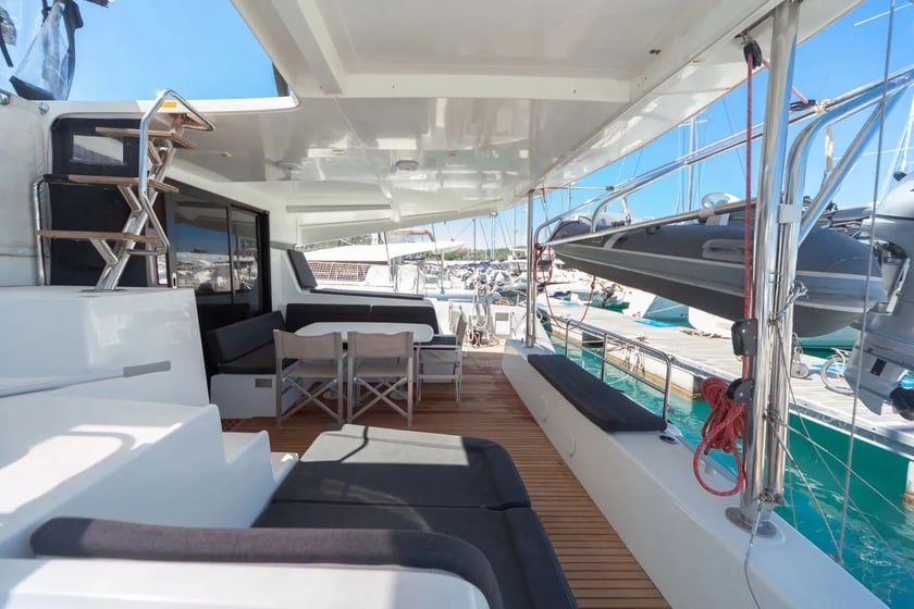 Capo d'Orlando Catamaran 4 cabin 11 berths 11 guests 12.8 m Listing Number: #28348 4