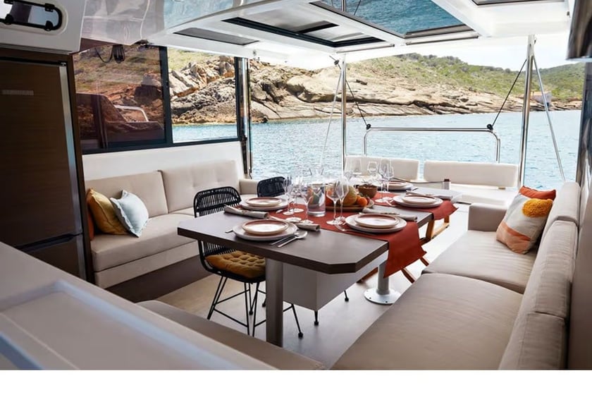 Marmaris Katamaran 4 kabin Konaklama 8 kişi Seyir 8 kişi 12.31 m İlan No: #28350 4