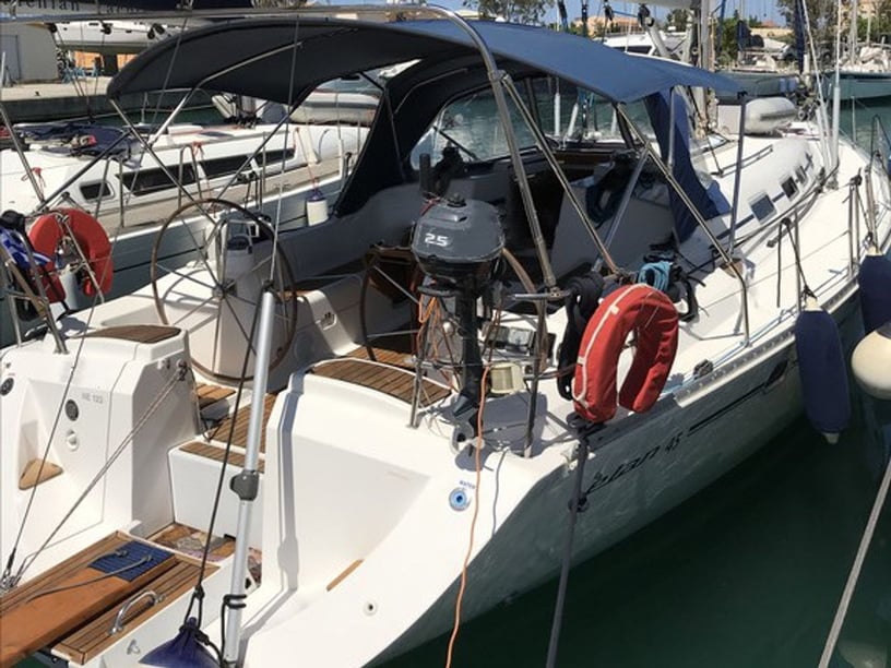 Vliho Segelboot 4 Kabine 8 Liegeplätze 10 Gäste 13.7 m Nummer des Inserats: #28353